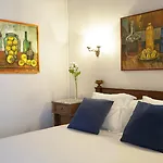 Hotel Medium Romantic