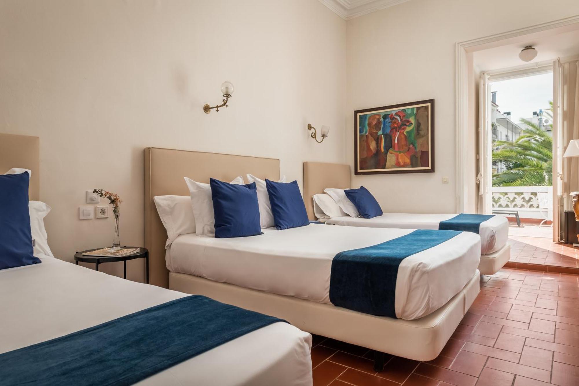 Medium Romantic Hotel 2*