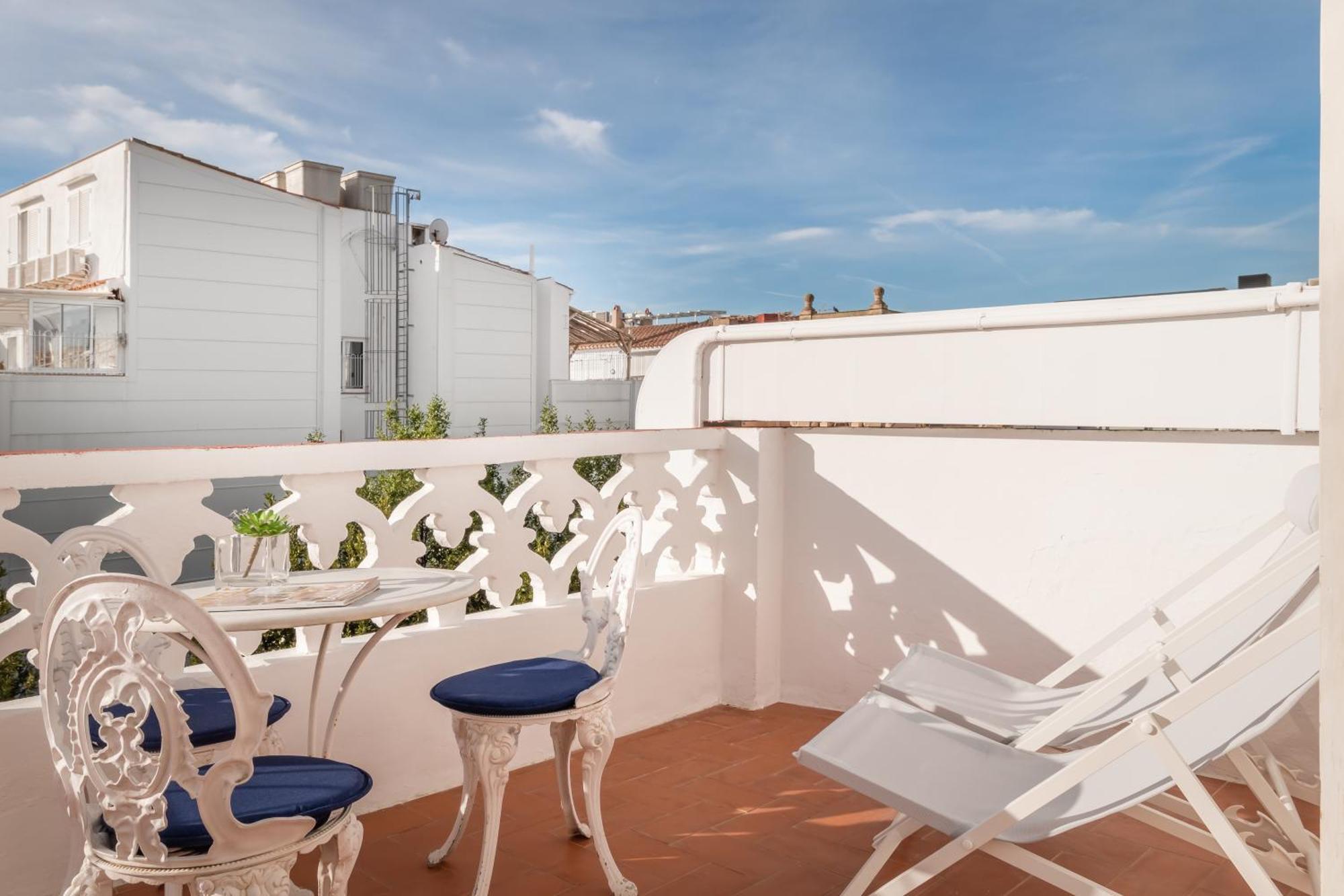 Medium Romantic Hotel Sitges