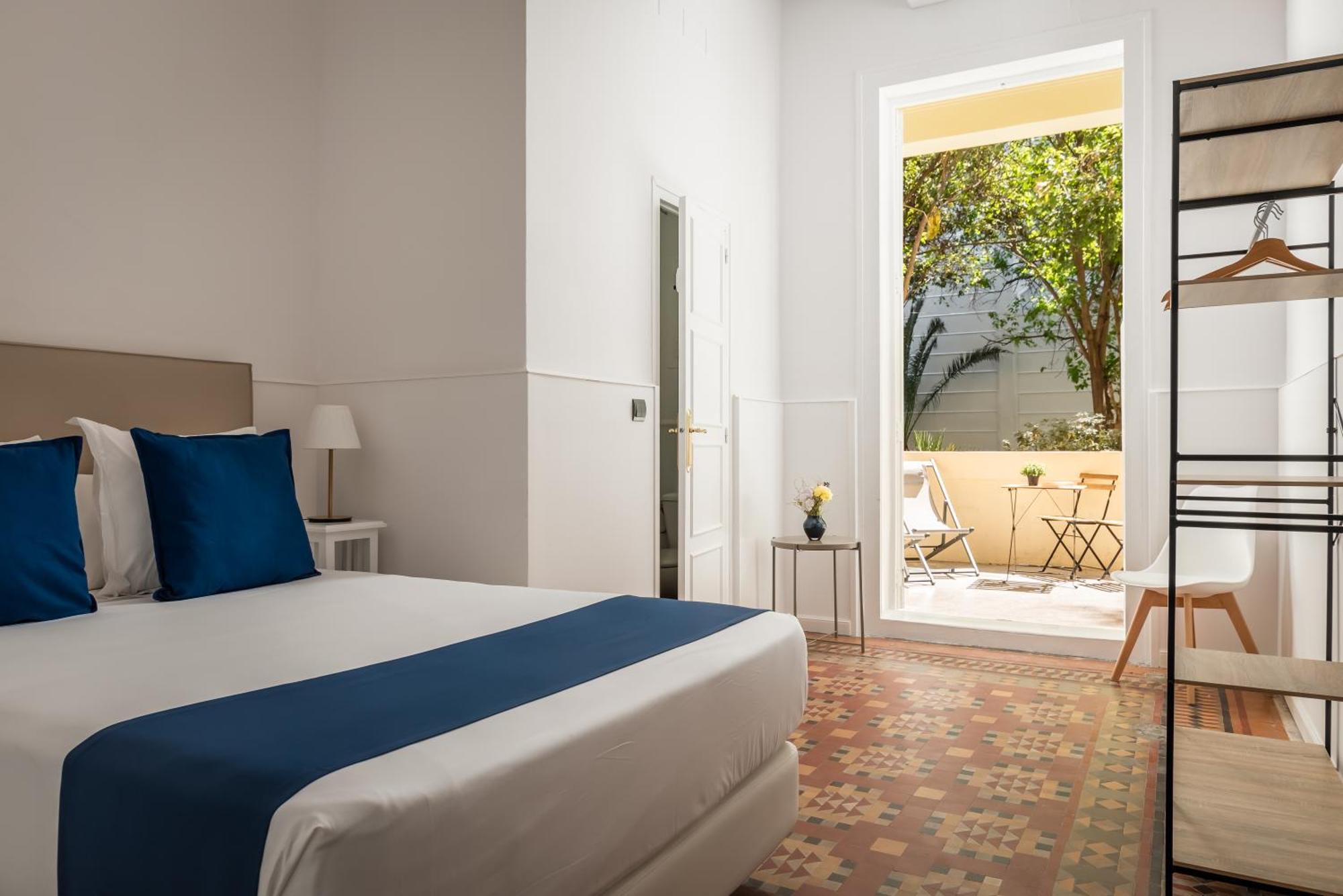 Medium Romantic Hotel Sitges