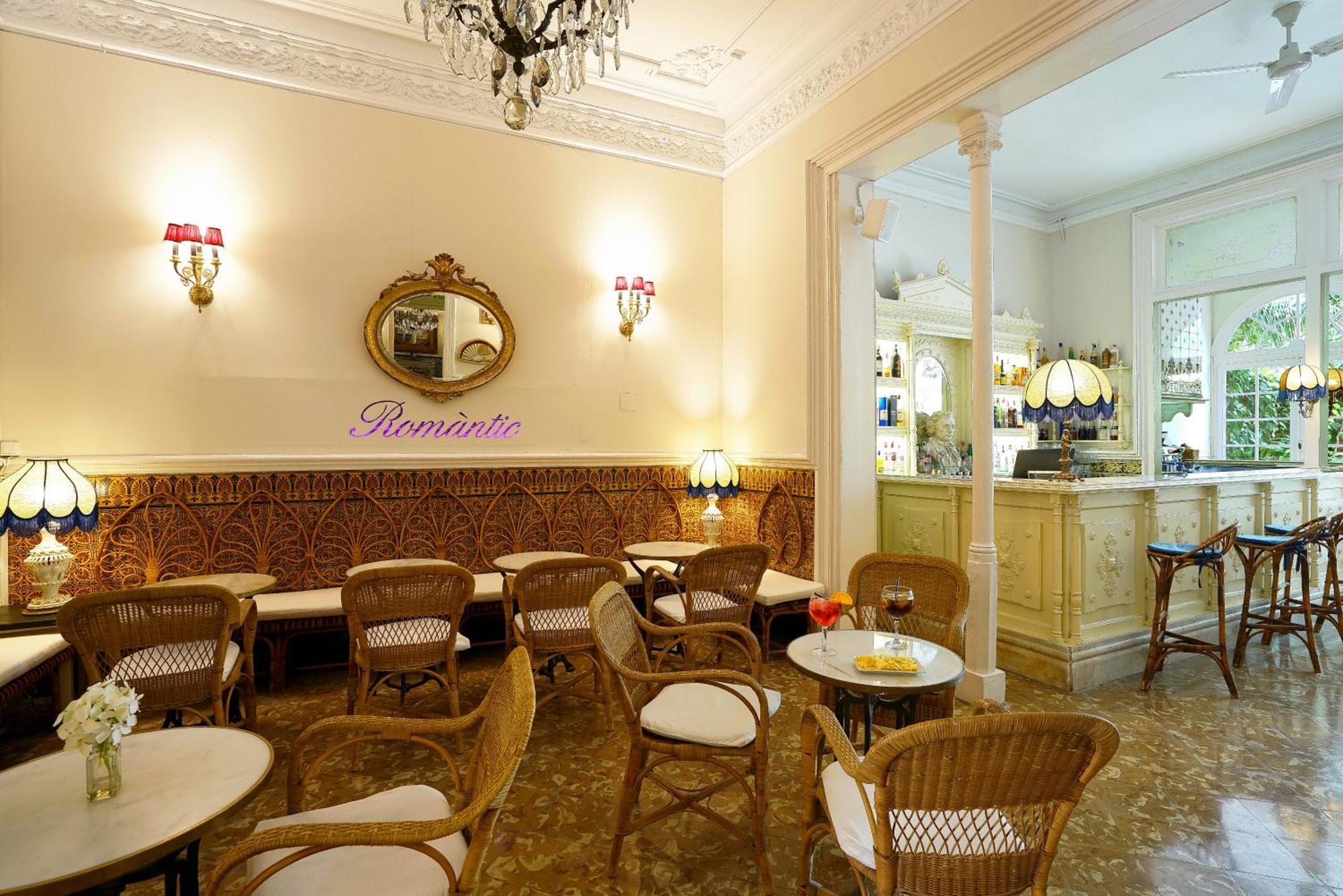 Medium Romantic 2* Sitges